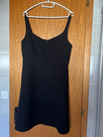 Magnifique robe neuve taille 38 ch (40 fr)