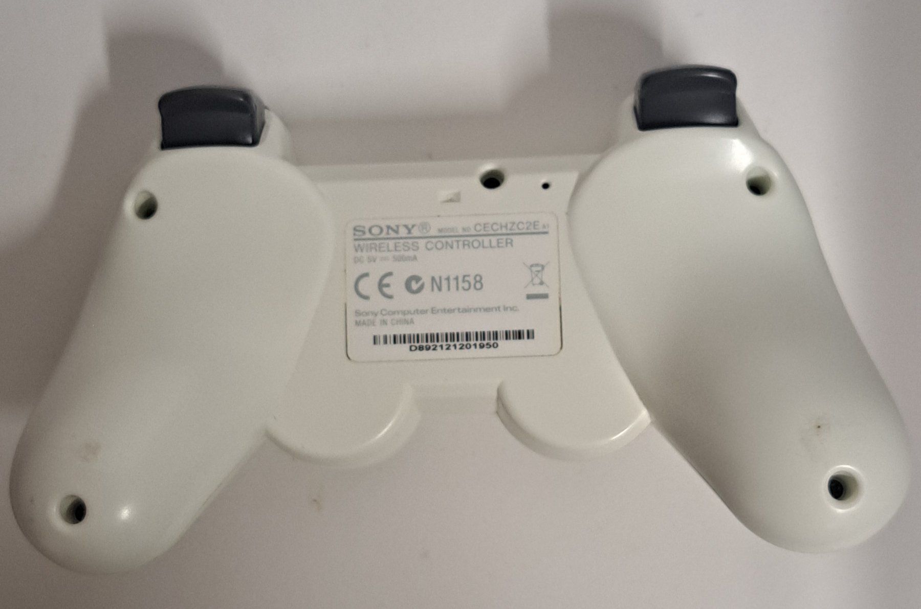 Sony Controller: Ps3 Controller  weiss  und schwarz original Sony  2 Stück – Gebraucht aus Biel/Bienne von Sasha4u 5