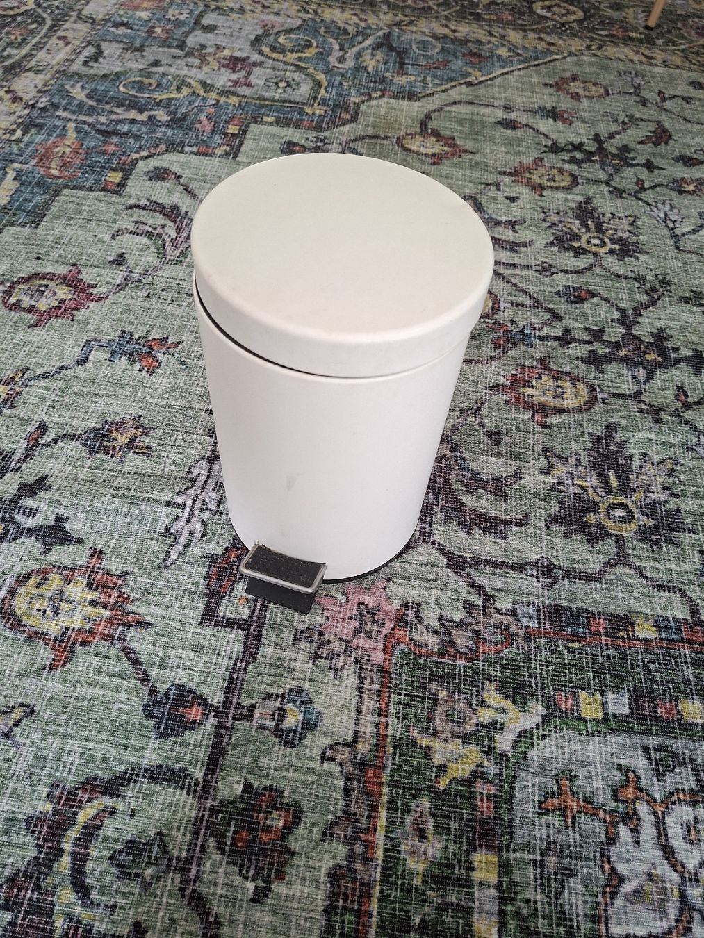 Ikea Abfalleimer: Tretmülleimer weiss klein mit Deckel gebraucht – Gebraucht aus Biel/Bienne von Saalso