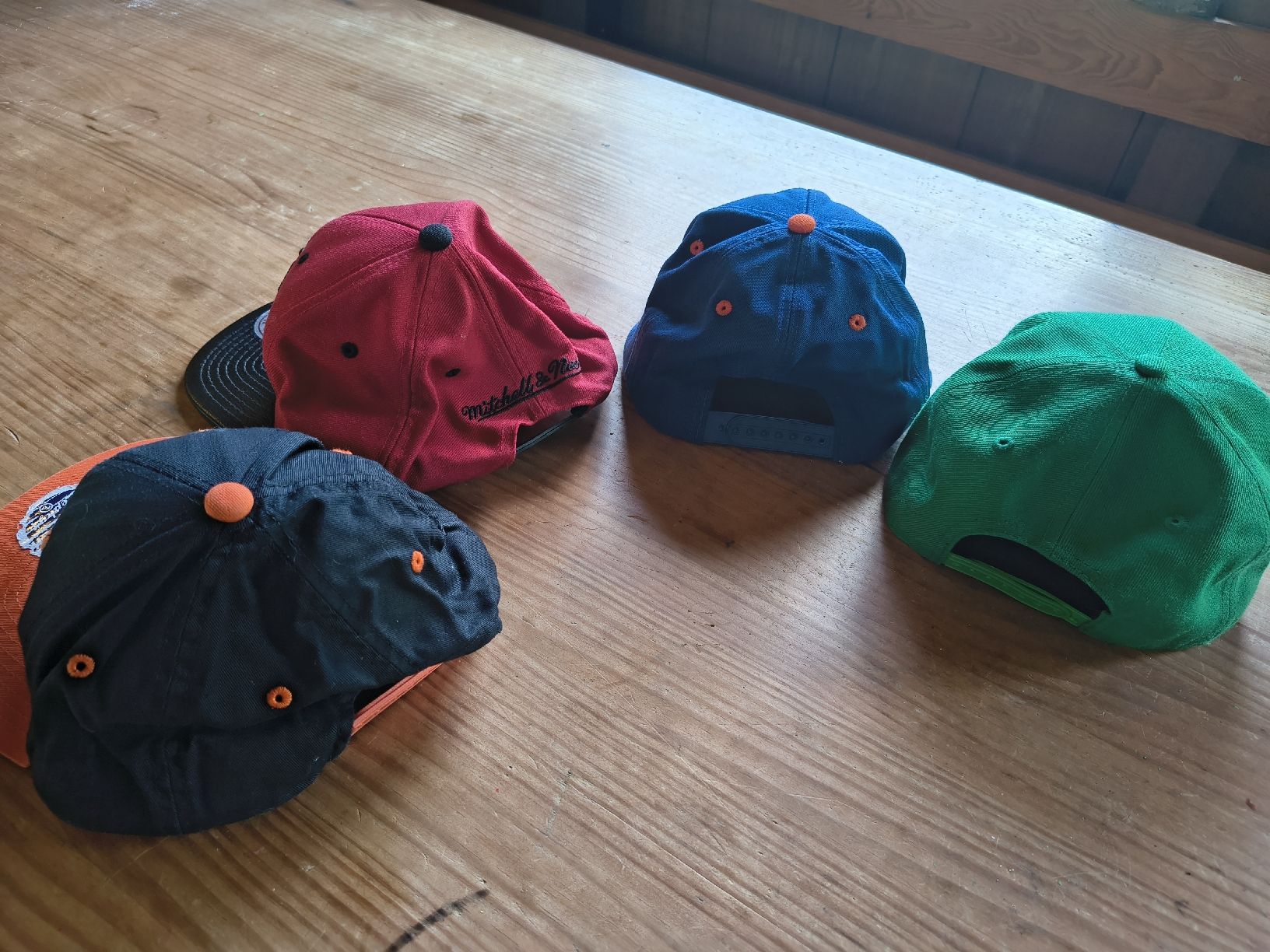 Giacche & Cappotti: 4 Caps – Usato da Sachseln venduto da and_vp77 2
