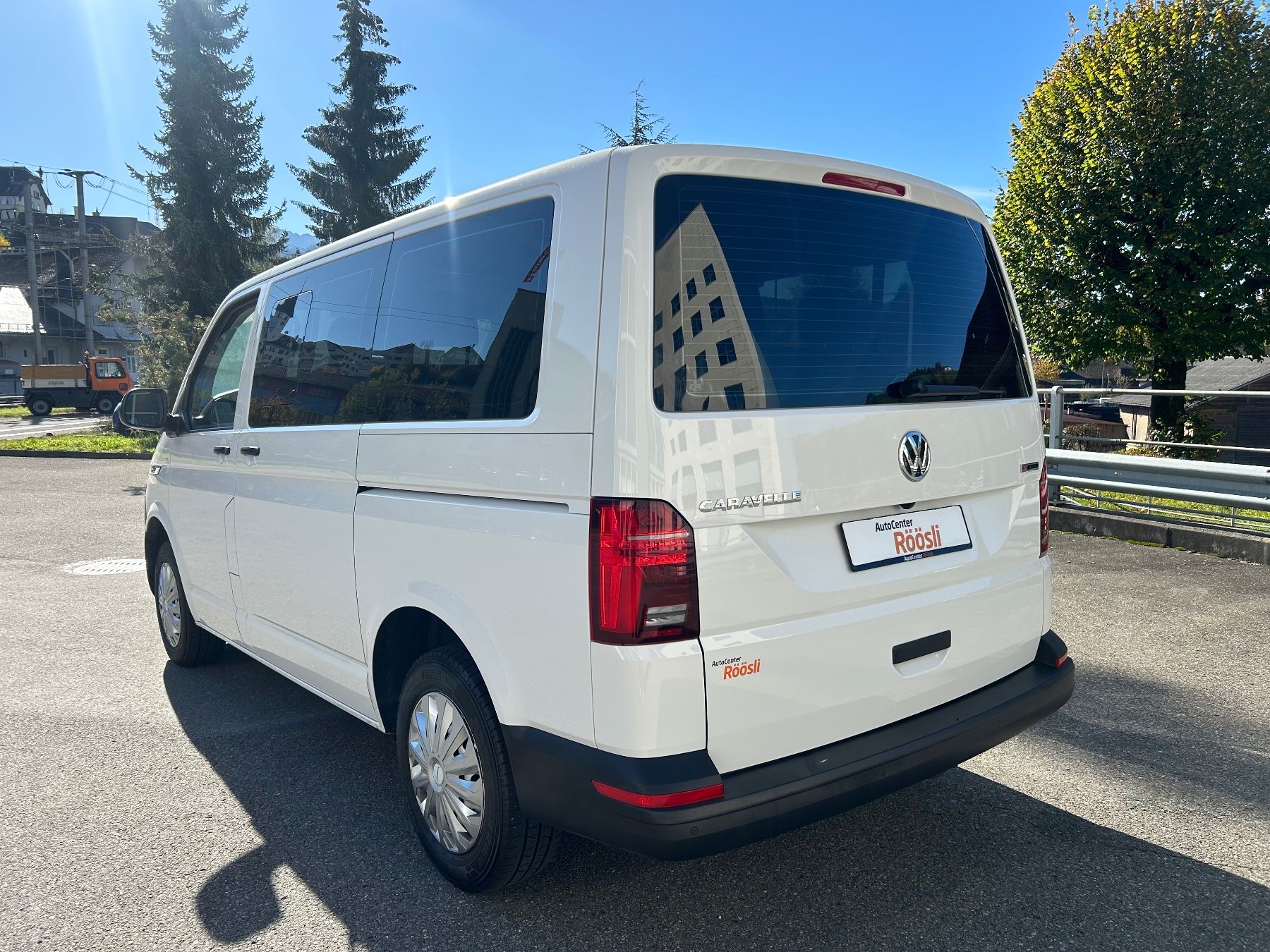 VW Veicoli commerciali: VW T6.1 4x4 2.0 TDI 4Motion – Usato da Hasle LU venduto da Mroeoesli0 3