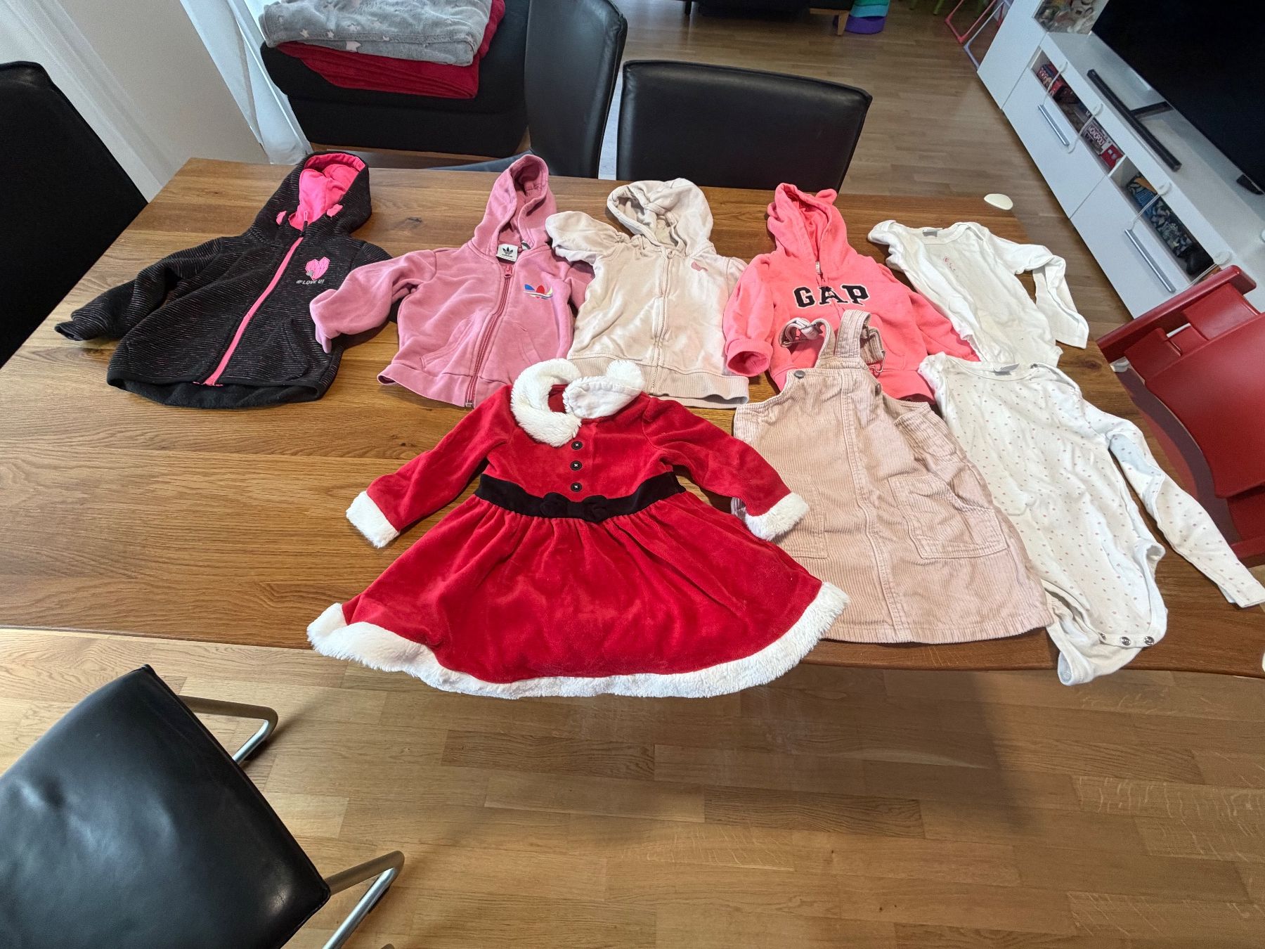 Kleiderpakete & -sets: Babykleider Gr.86 Herbst/Winter – Gebraucht aus Bad Zurzach von simba1995 1