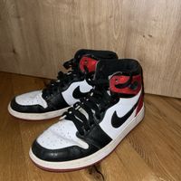 Jordan 1 Retro High Satin Black