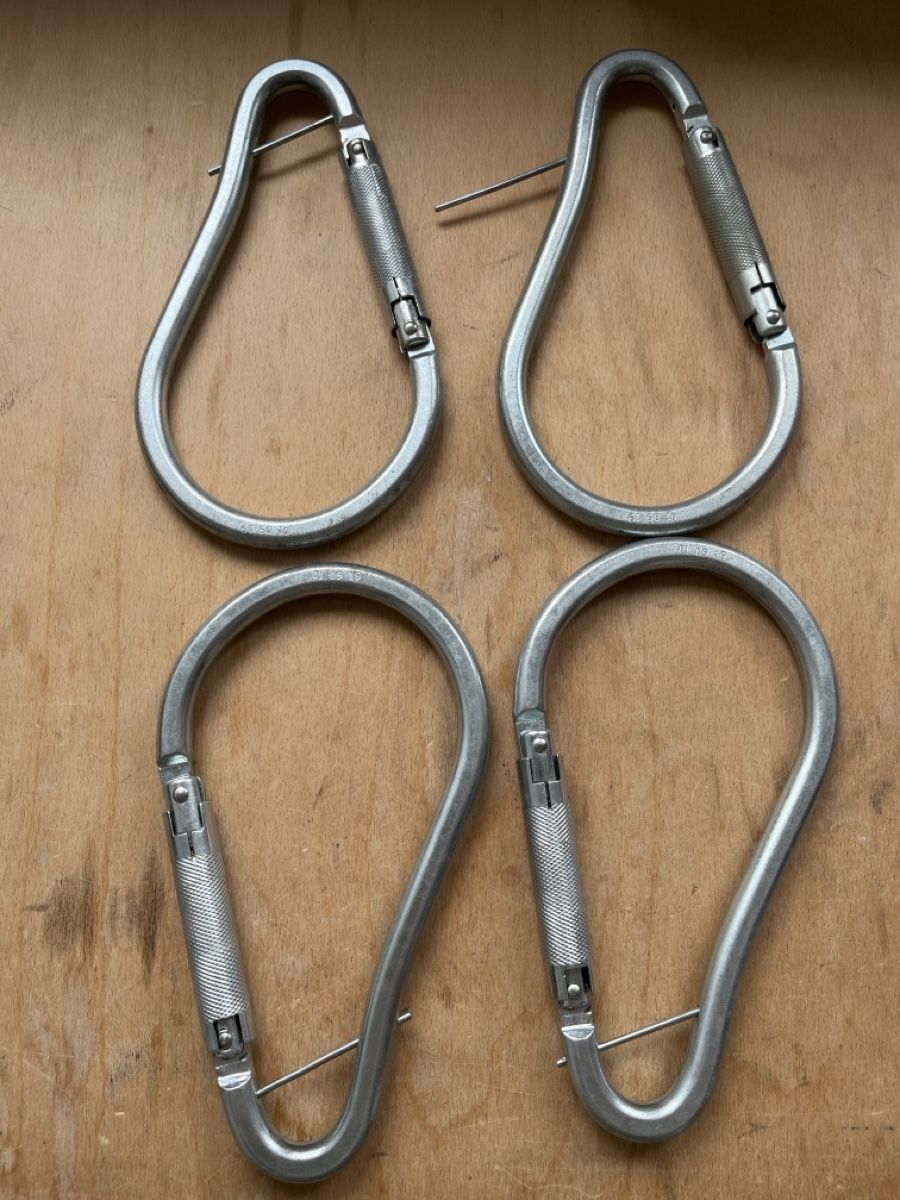 Kletterausrüstungen: 4 grosse Twistlock Stahl Karabiner Klettern – Gebraucht aus Trimstein von Easyp