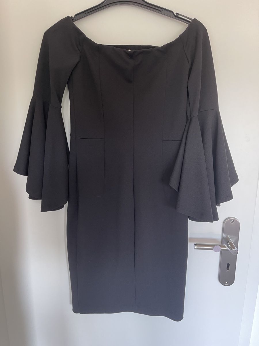 Vestiti: Kleid – Usato da Alpnach Dorf venduto da iva_f6z2 5