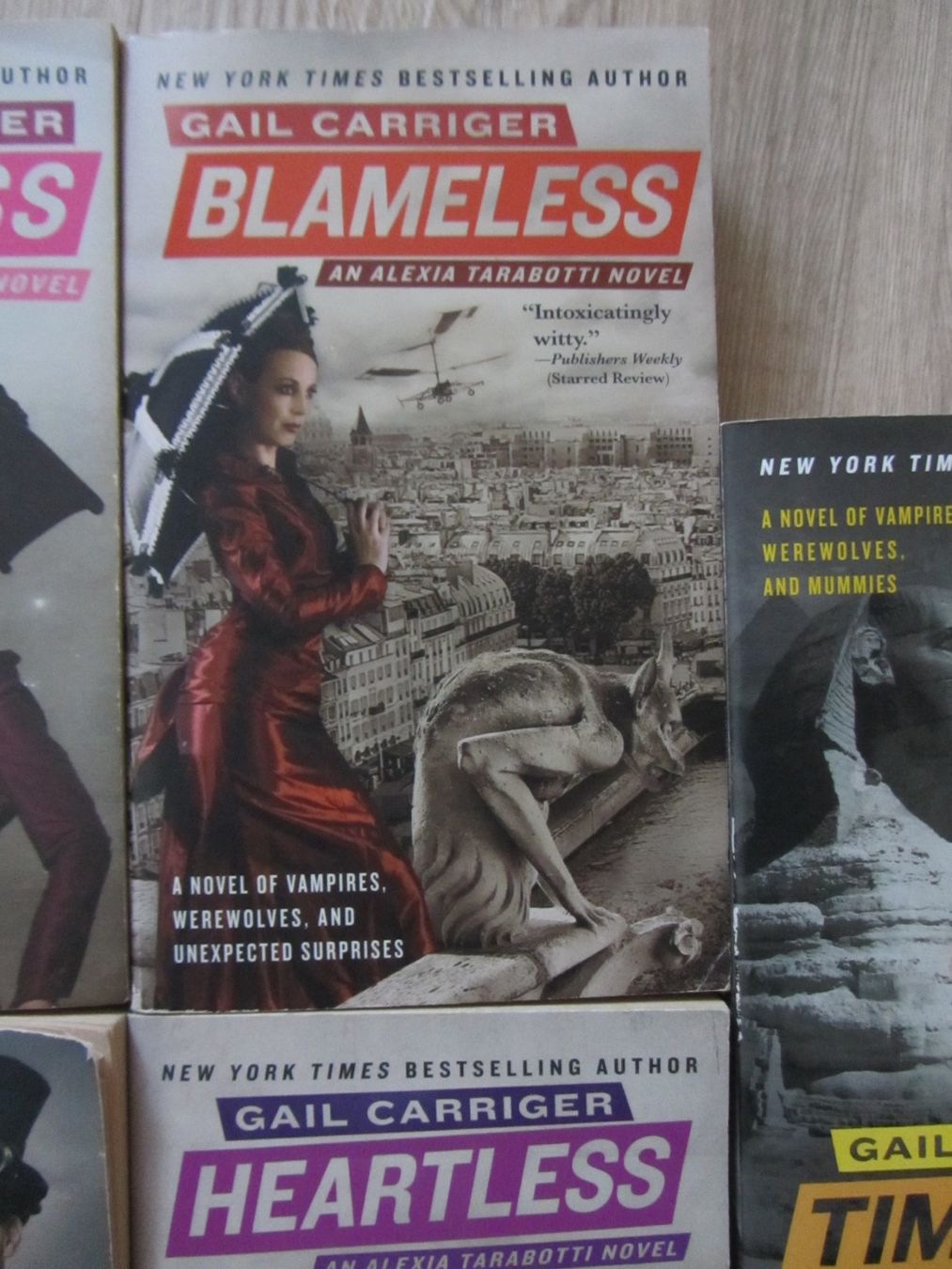 Bücher: 5 Bücher von Gail Carringer in Englisch – Gebraucht aus Malters von moc_z8d9 2