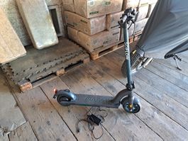 E-Scooter E-Trotti SoFlow 20km/h guter Zustand 2022 Liefern