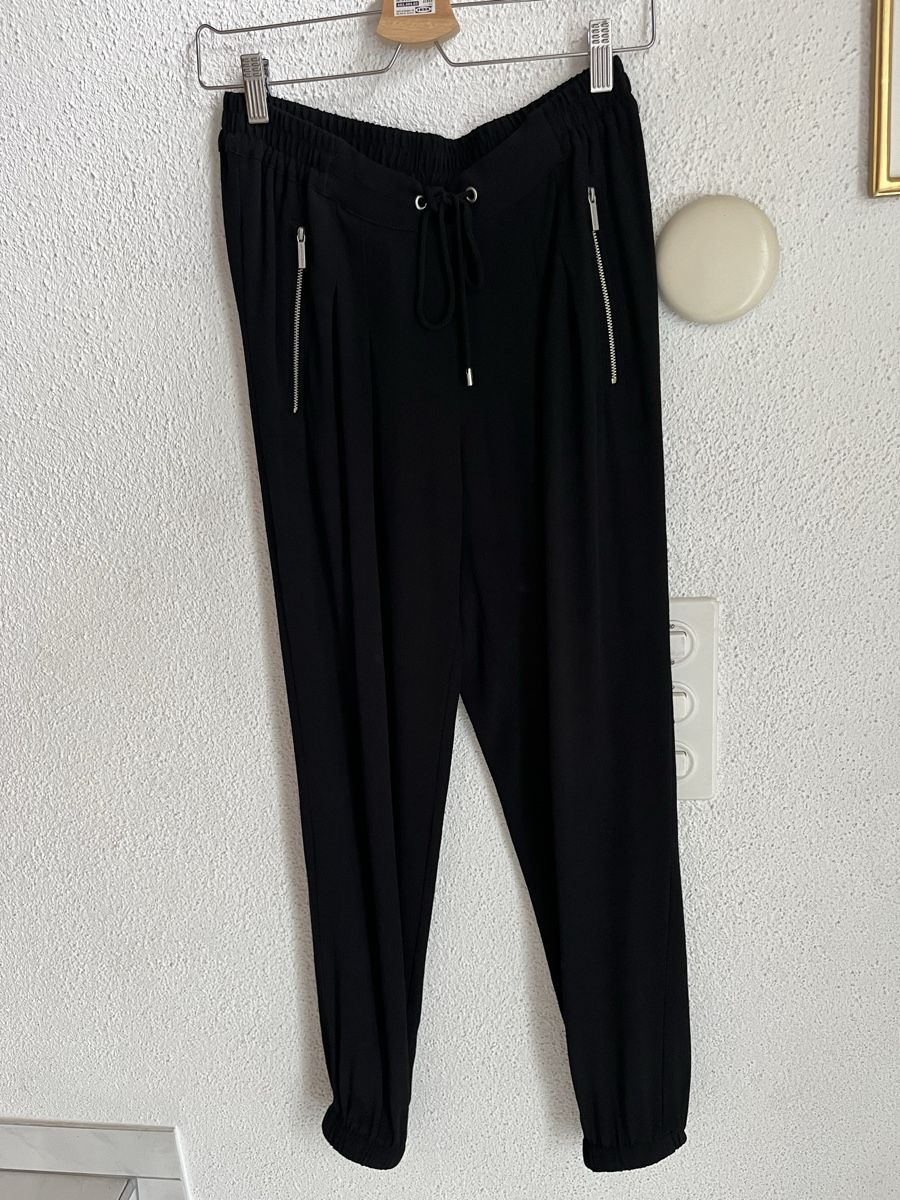 Michael Kors Pantaloni: schwarze Stoffhose - Michael Kors – Nuovo (secondo la descrizione) da Jonschwil venduto da juliana_pluess