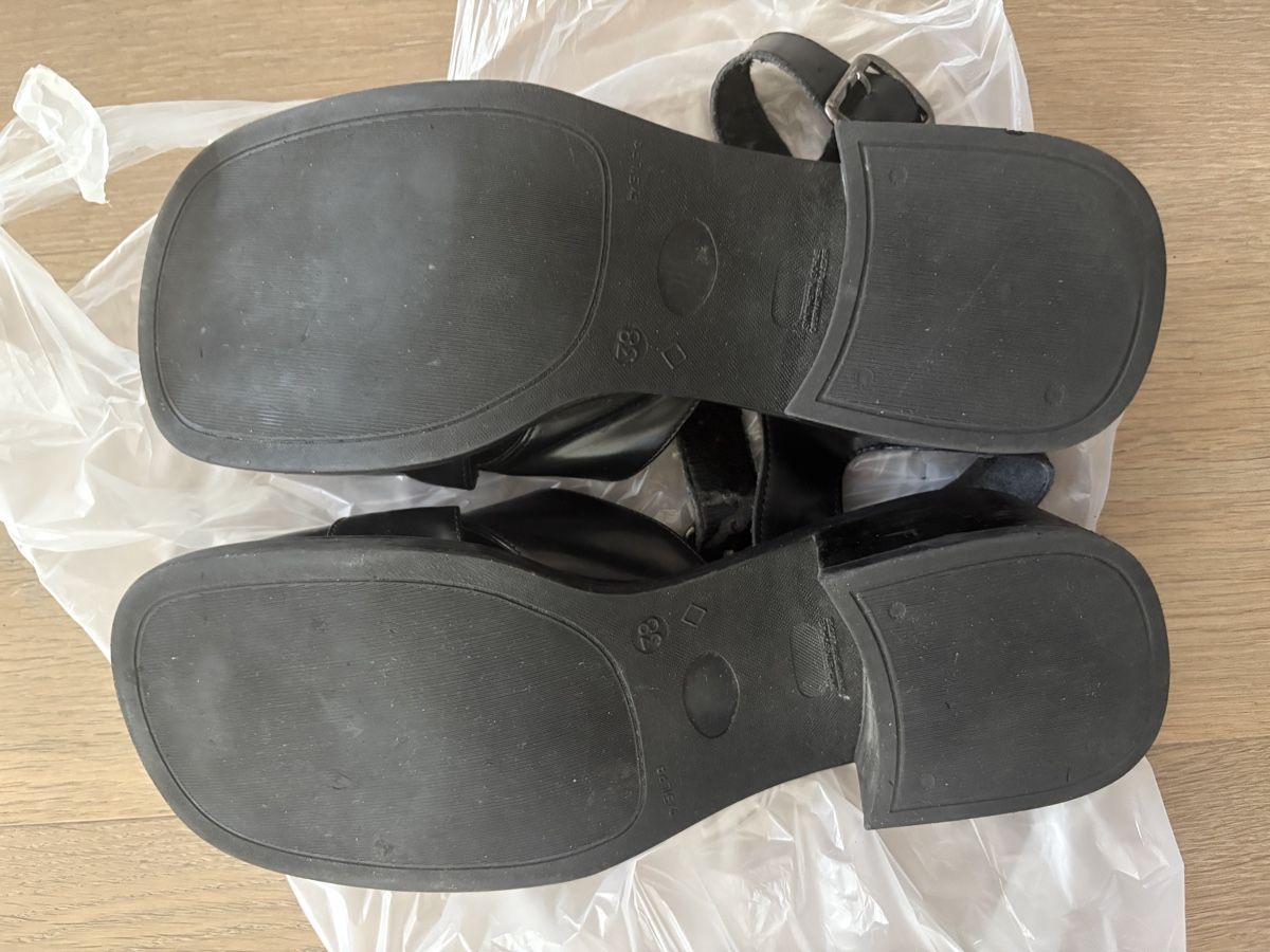 Herrenschuhe: Schwarze Leder Sandalen, Blockabsatz, Gr. 38 – Gebraucht aus Lausen von Puper03 4