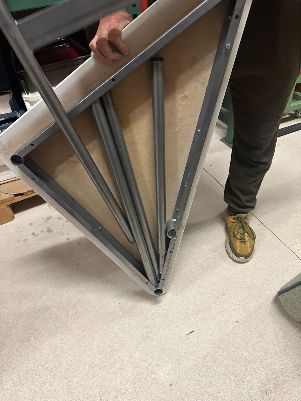 Ikea Tavoli: Beistelltisch – Usato da Lyssach venduto da Zsag 1