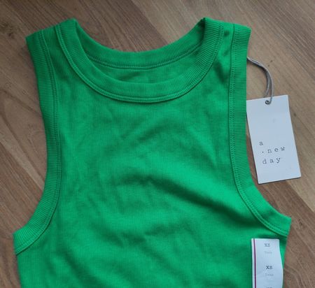 Grünes Top von A New Day, neu mit Etikett, Gr. XS