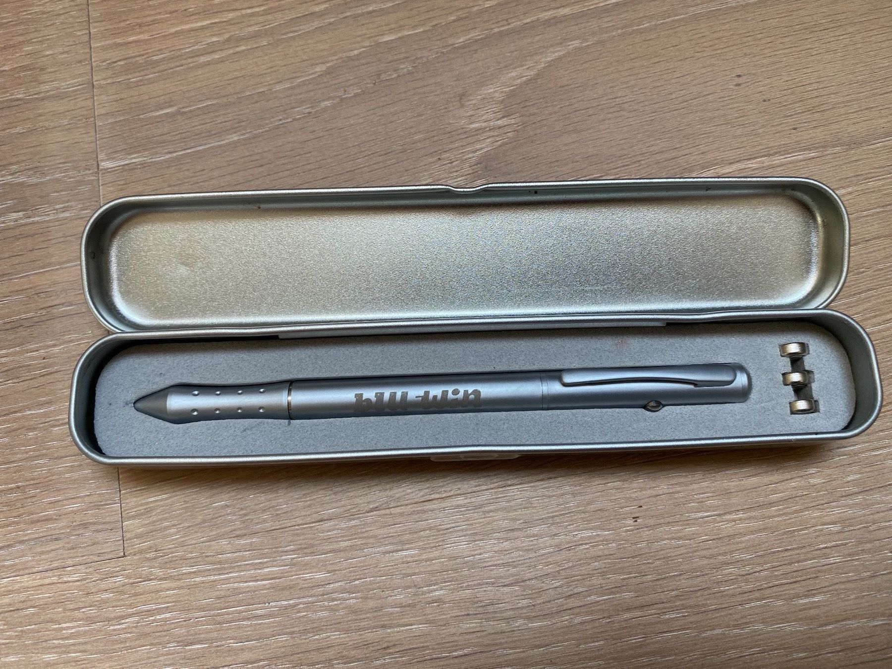 Penna & Evidenziatori: Presenter - Marke blu win – Nuovo (secondo la descrizione) da Winkel venduto da Flyhy2020