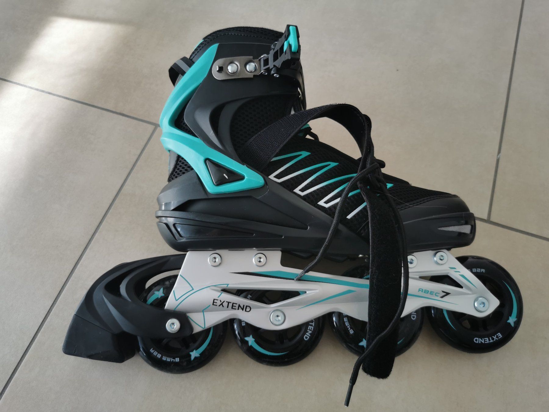 Pattini in linea & Pattini a rotelle: Damen Inlineskates Grösse 39 – Usato da Rickenbach b. Wil venduto da VeryLovelyThings 6