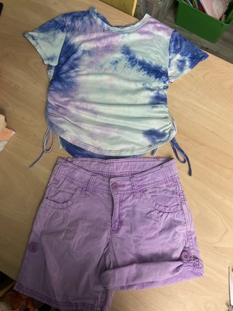 Sommer Set: Mädchen T-Shirt Gr.152 & Shorts lila, H&M