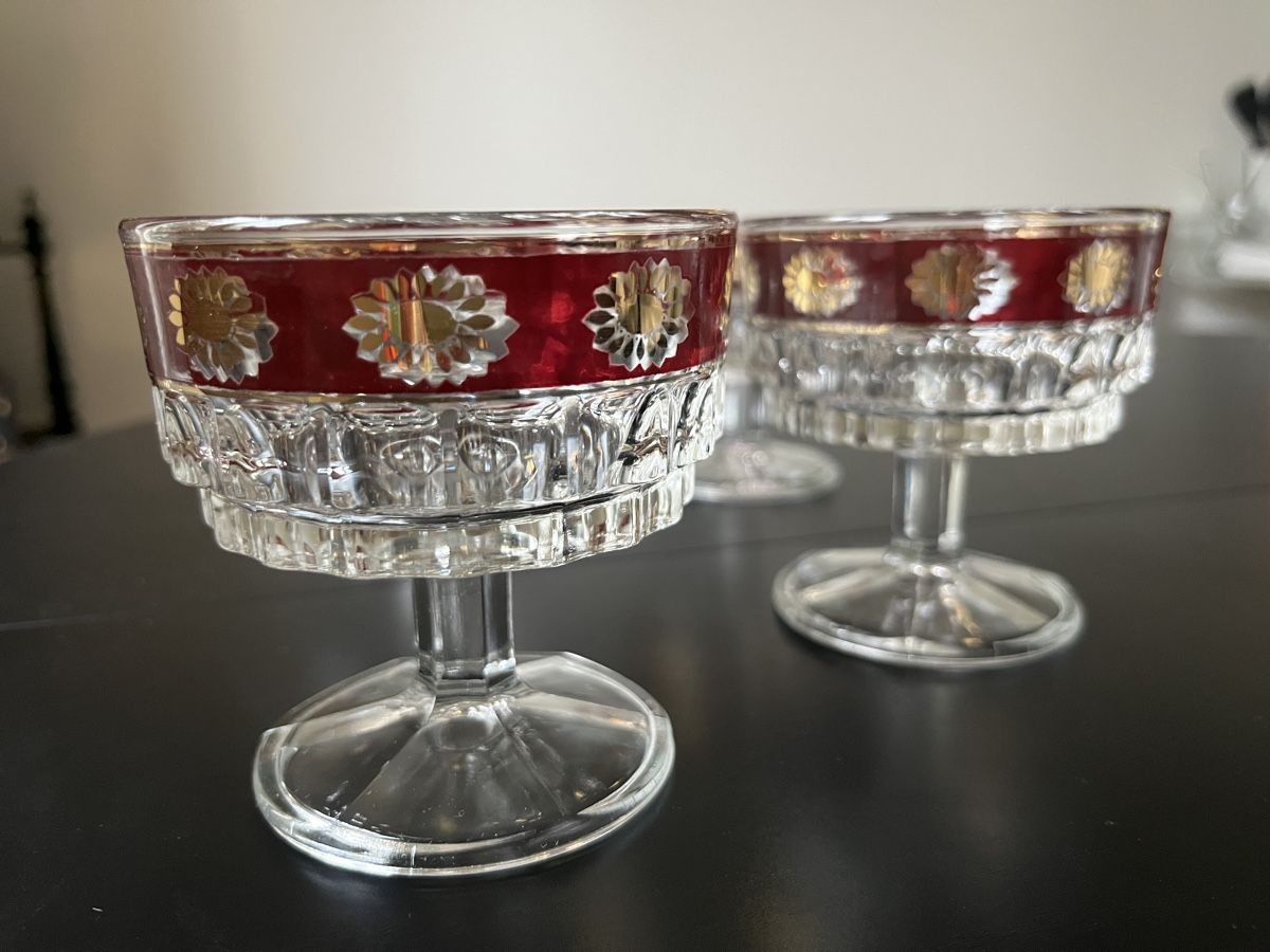 Gläser: 5 x Gläser Dessert oder Champagne – Gebraucht aus Zürich von Nowstalgia