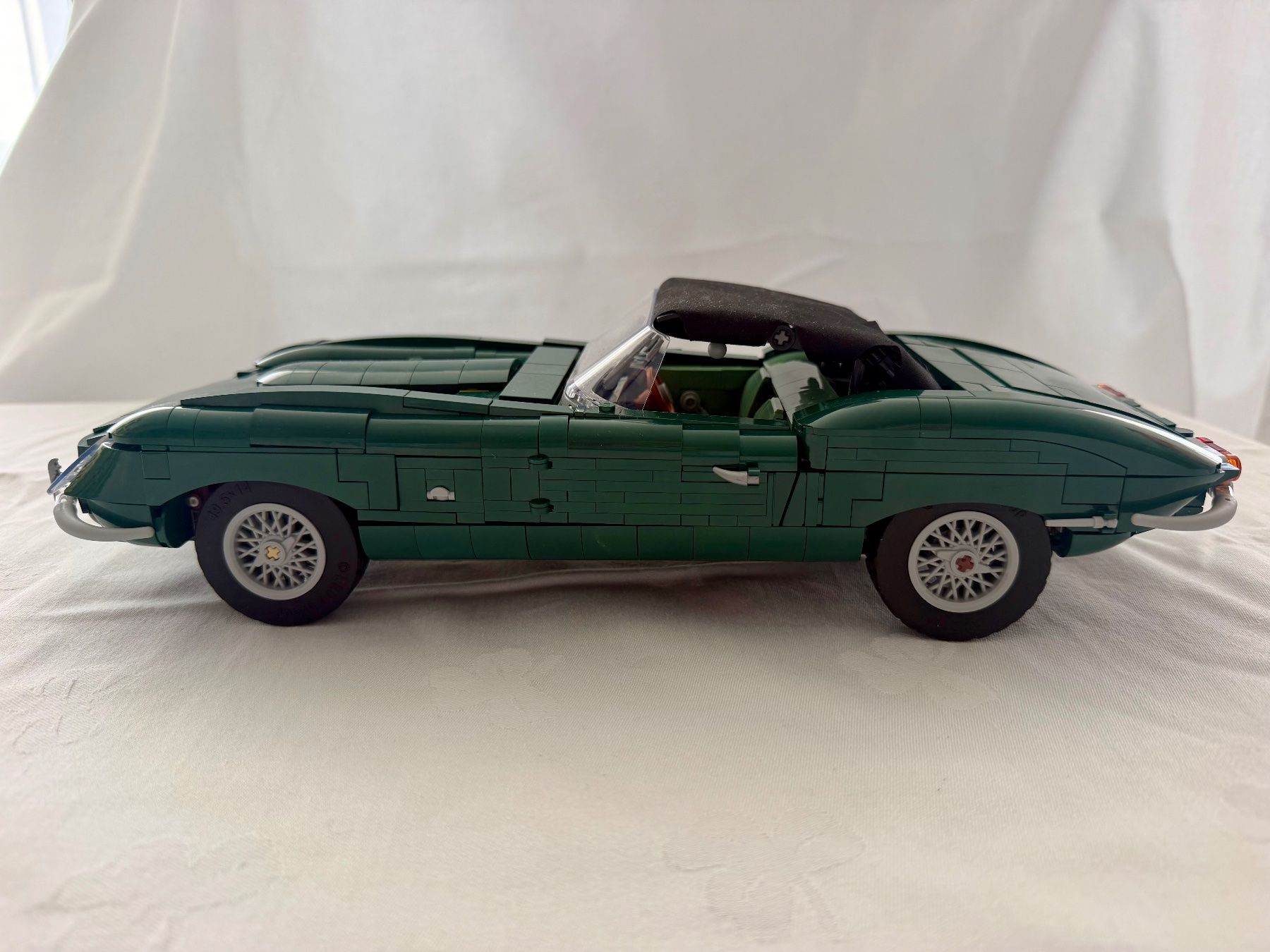 Jaguar Modellautos: Lego Jaguar Classic – Gebraucht aus Einsiedeln von ironlady3 1