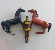 Vintage Indianer Barbie - mit 2 Gelenkpferden
