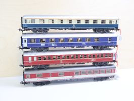 Märklin 4 x TEN Personenwagen Set H0 "blau/rot" - mit Licht