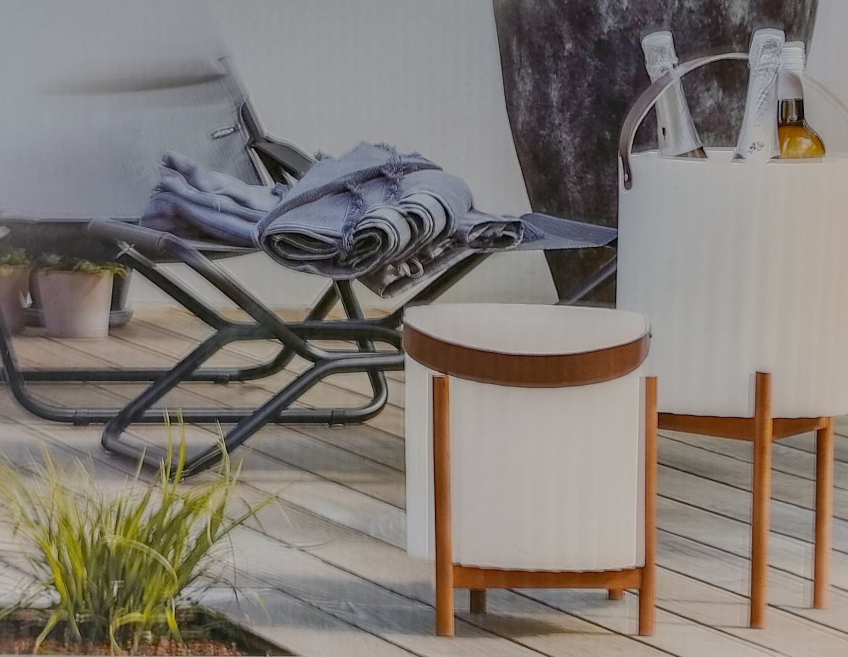 Altro: Bluetooth-Box/DekorLicht/Fla.-Kühler, Ein ideales Geschenk – Nuovo e nell'imballaggio originale da Kirchberg BE venduto da RadioGerber 6