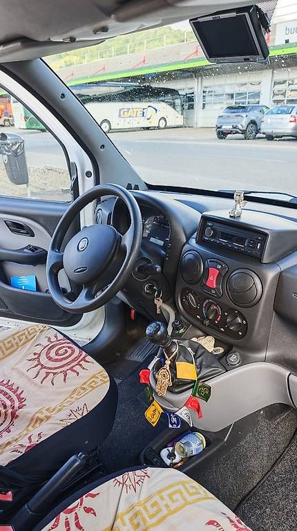 Veicoli da campeggio: Fiat Doblo Hochdach Camper  – Usato da Luzern venduto da str_hv7d 4