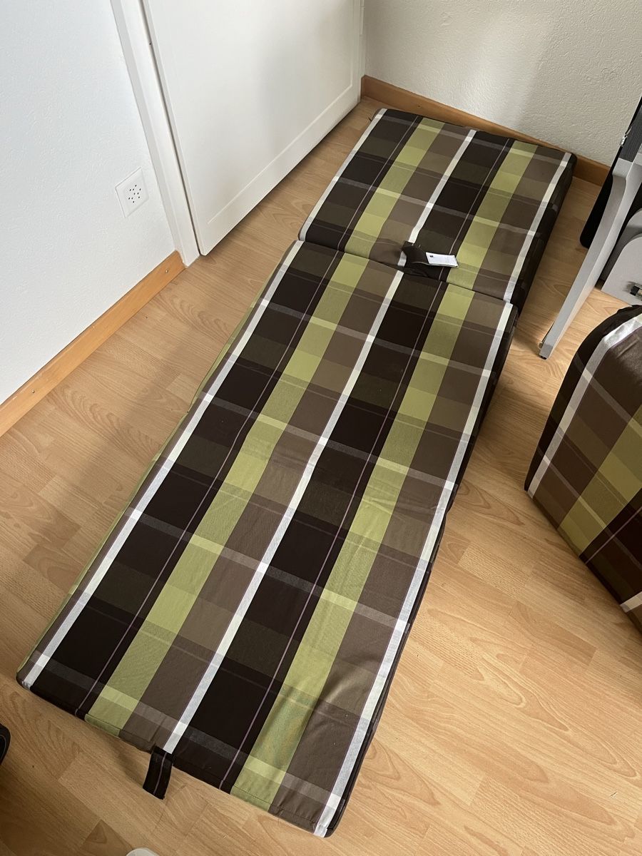 Matratzen: 2 Klappmatratzen, 190cm x 65cm – Gebraucht aus Wettingen von flo_vst7 1