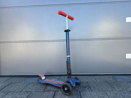 Micro Maxi Deluxe LED Foldable, Scooter, Trottinett