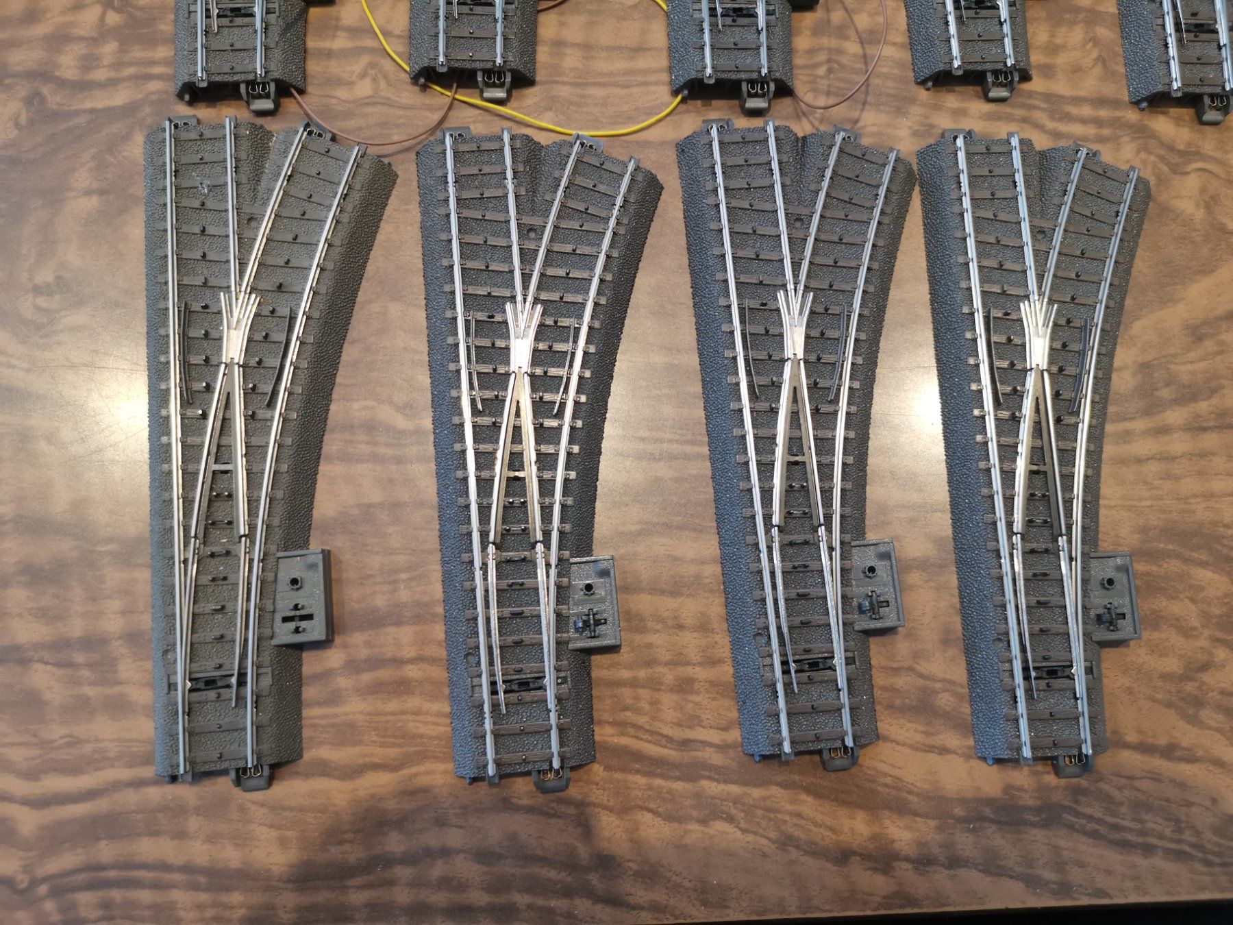 Märklin Modellini di ferrovie: 9x Märklin - Weichen rechts – Usato da St. Margrethen SG venduto da tribeli98 1