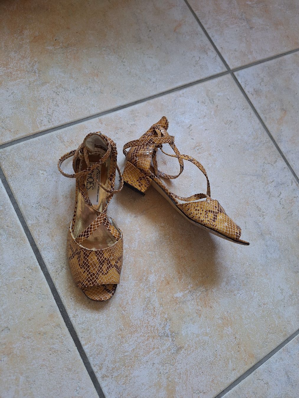 Scarpe da donna: Italienische Disigner Schuhe  – Usato da Rheinfelden venduto da Cleopatra2000 1