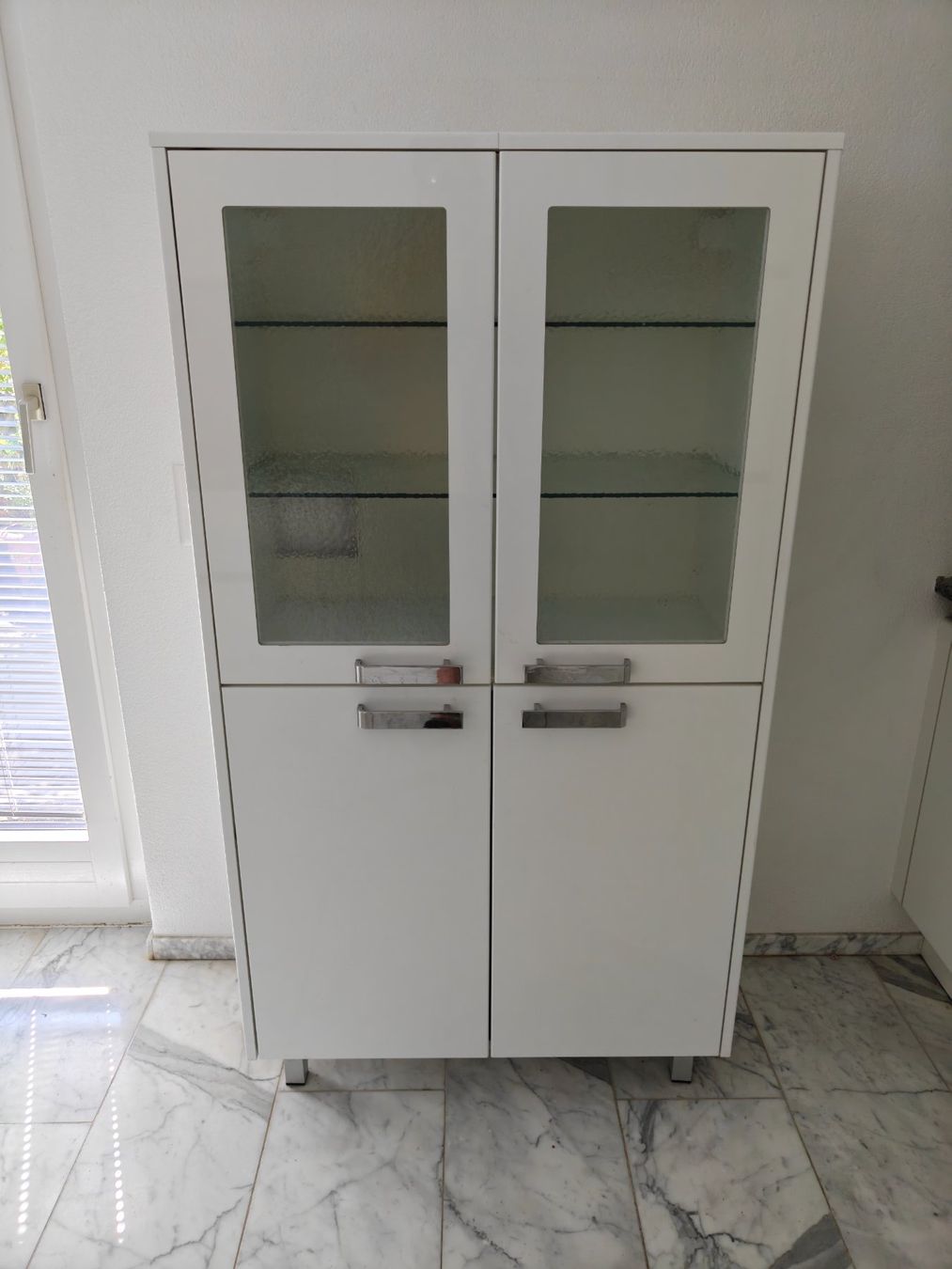 Schränke: Schrank in weiss – Gebraucht aus Fehraltorf von Cramora