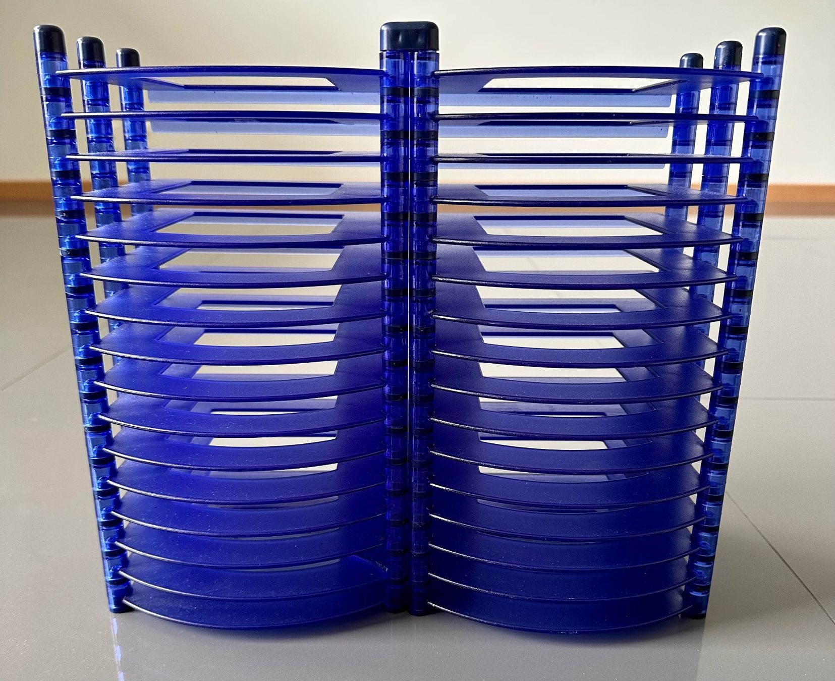Scaffali: RANGEMENT 30 CDs – Usato da Neuchâtel venduto da m20004 1