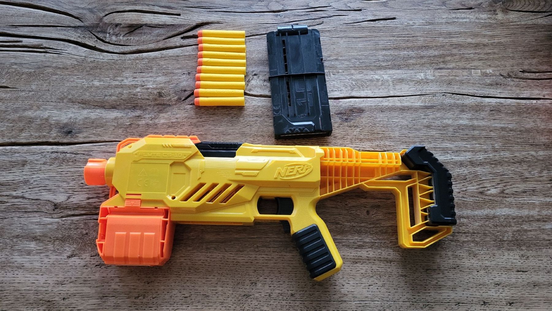 Nerf Spielzeuge: Nerf Flyte cs-10  inkl. Munition, Top Zustand, halbautomat – Gebraucht aus Schafisheim von LittleZwerg