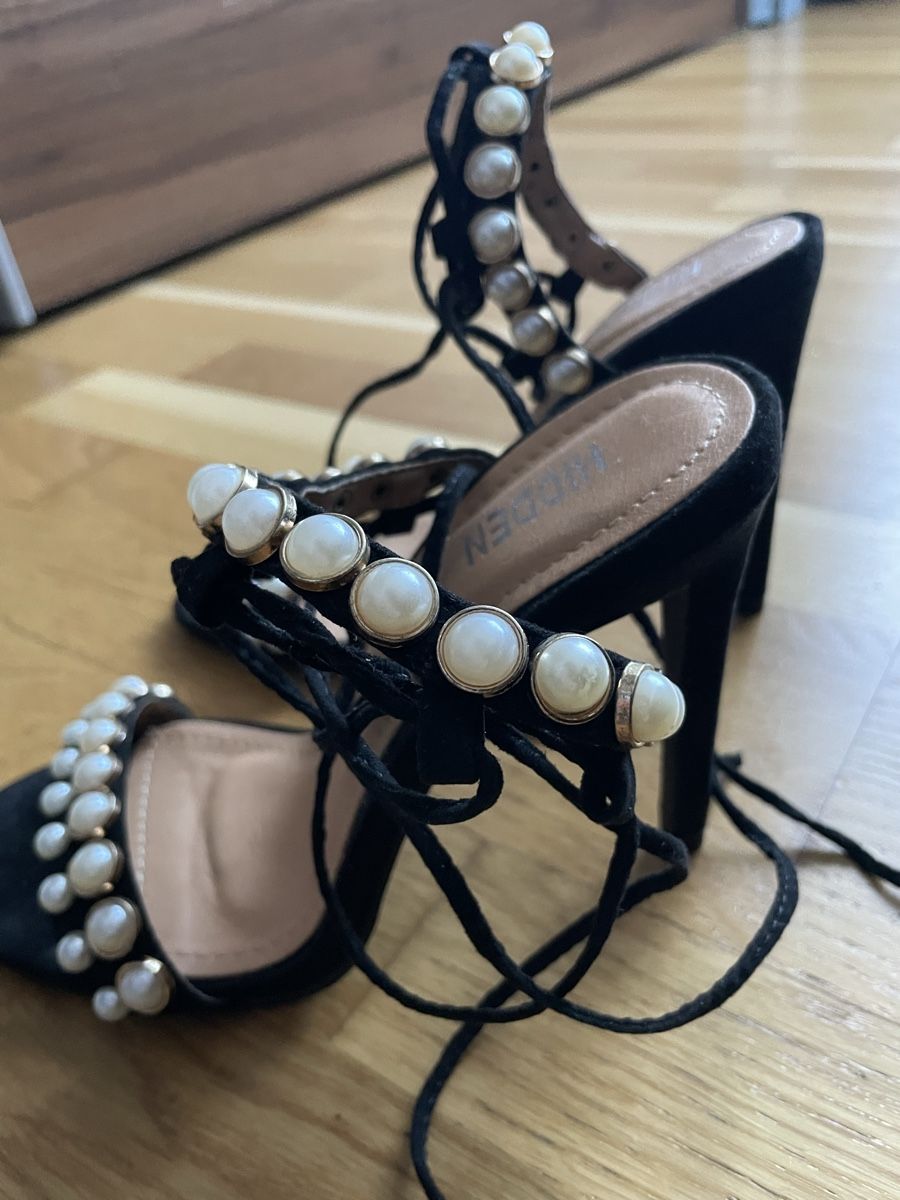 Scarpe da donna: Black heeled sandals Pearl, Size 38 – Nuovo (secondo la descrizione) da Zug venduto da Fashionaddicted.- 3