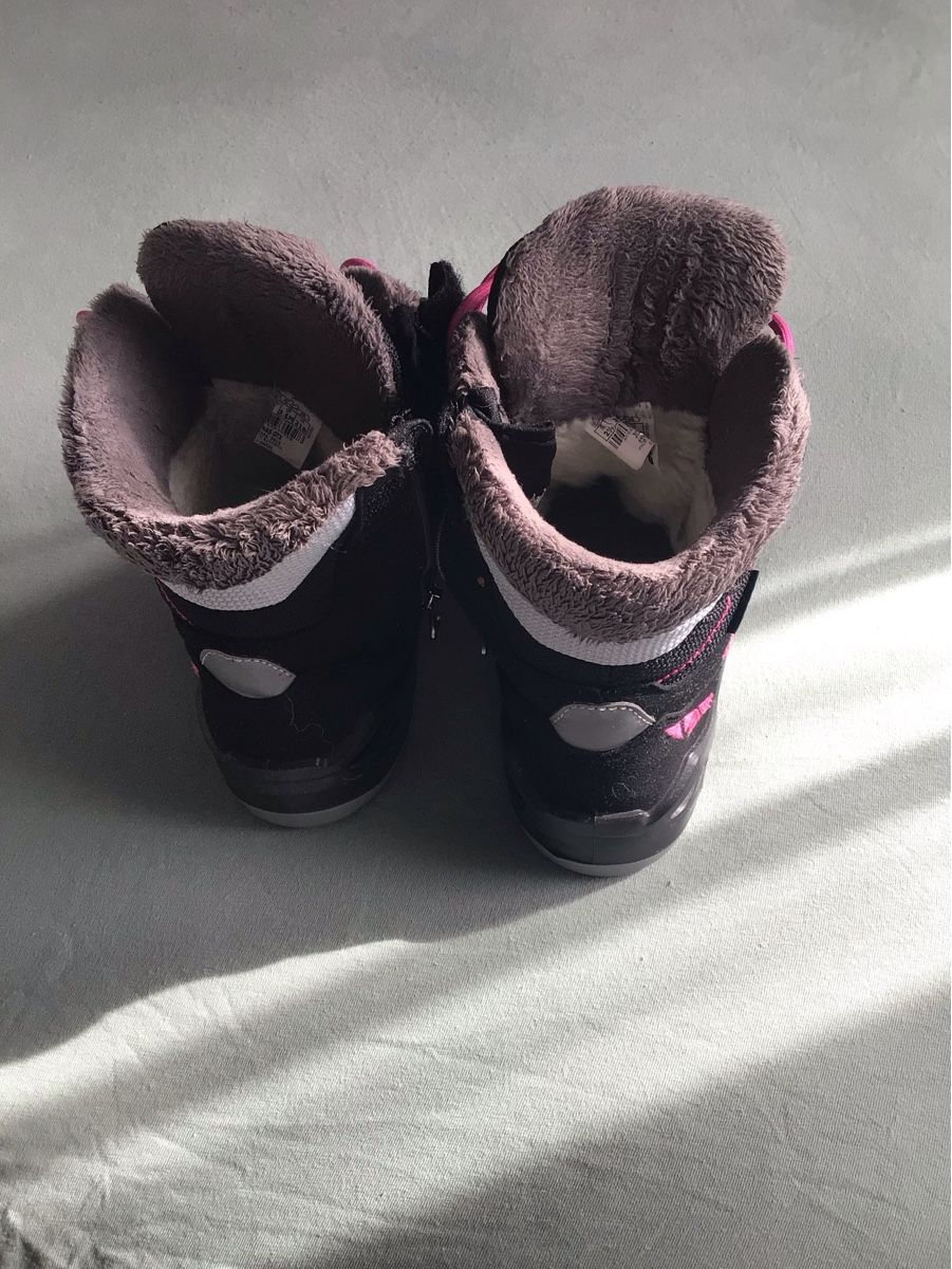 Lowa Chaussures filles: Mädchen Winterstiefel Lowa – D'occasion à Oftringen par anbara 1