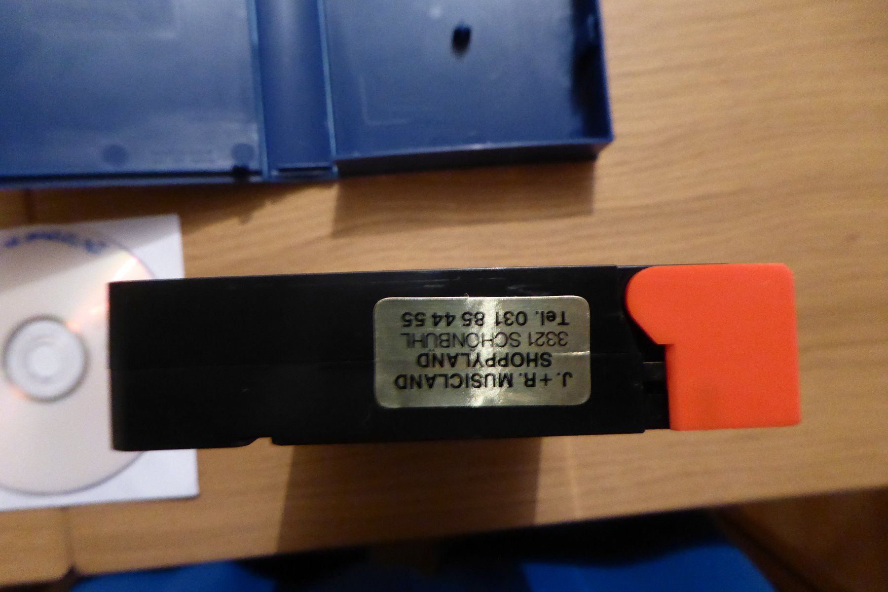 Tutti i VHS: VHS Polizeirevier Los Angeles Ost mit Backup DVD – Usato da Allschwil venduto da Summelsarium 6
