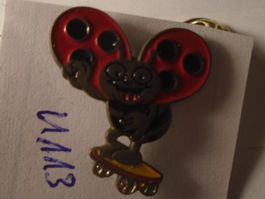 1 Cooler Blick Marienkäfer Pin  auf Skateboard (U113)