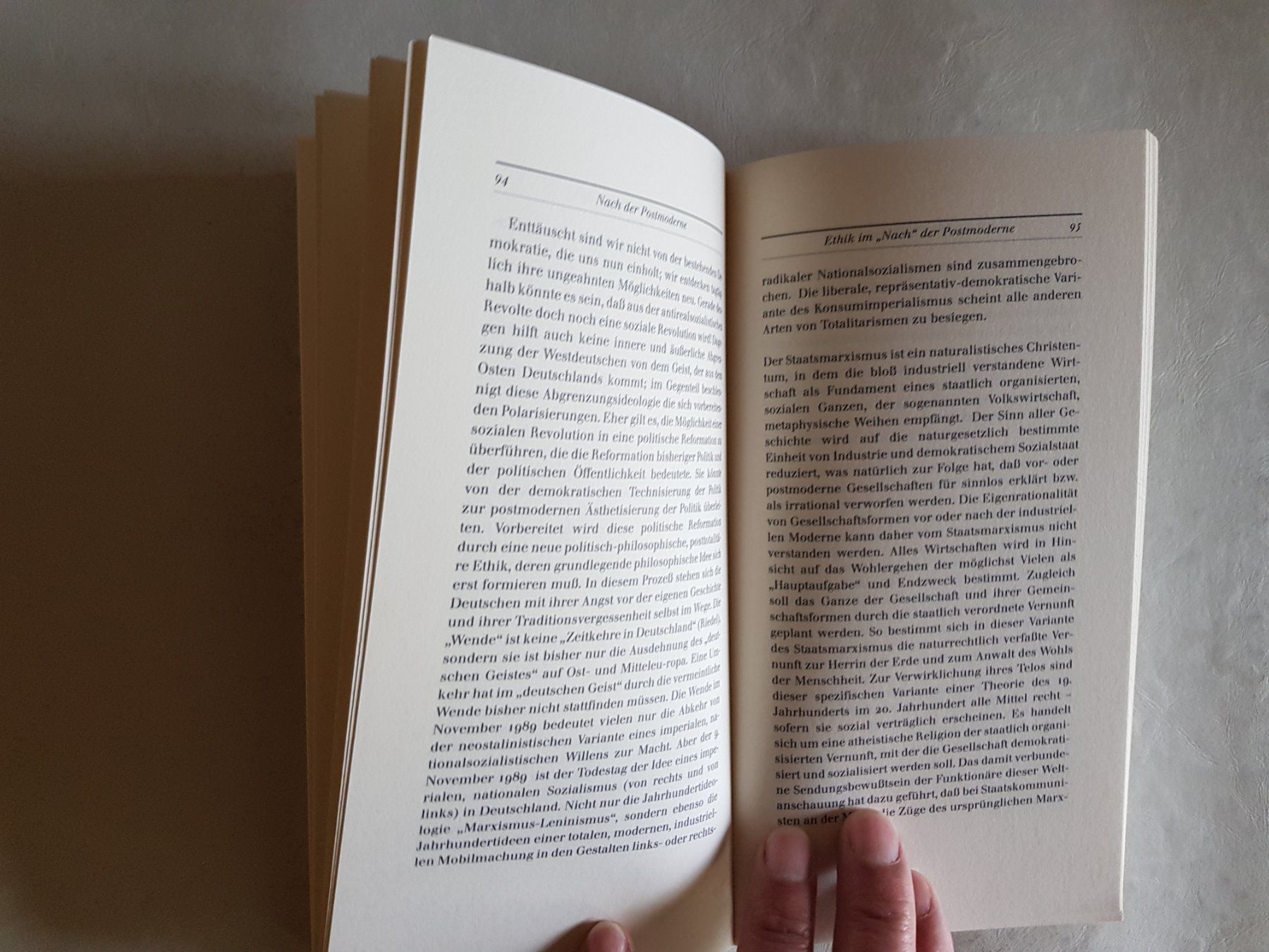 Libri: Nach der Postmoderne 1. Auflage 1992 – Usato da Walterswil BE venduto da Lonitti 3
