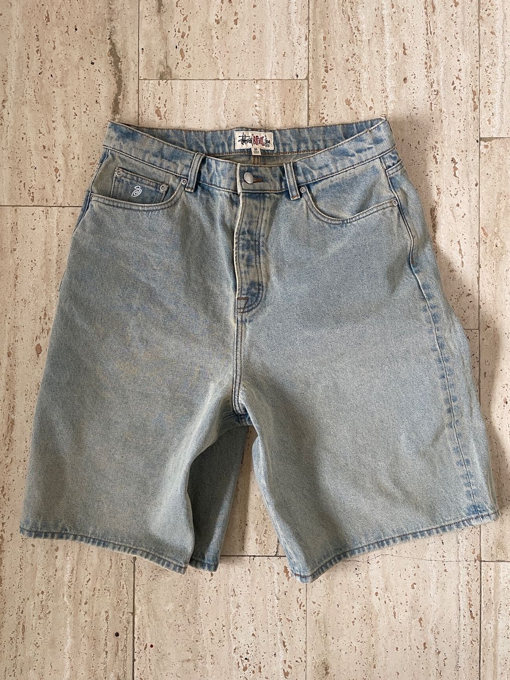 Jeans: Stussy BIG OL' SHORT DENIM – Nuovo (secondo la descrizione) da Bottmingen venduto da seb_lz67
