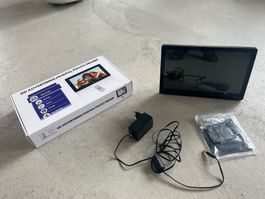 Digital Photo Frame 11.6" Touch