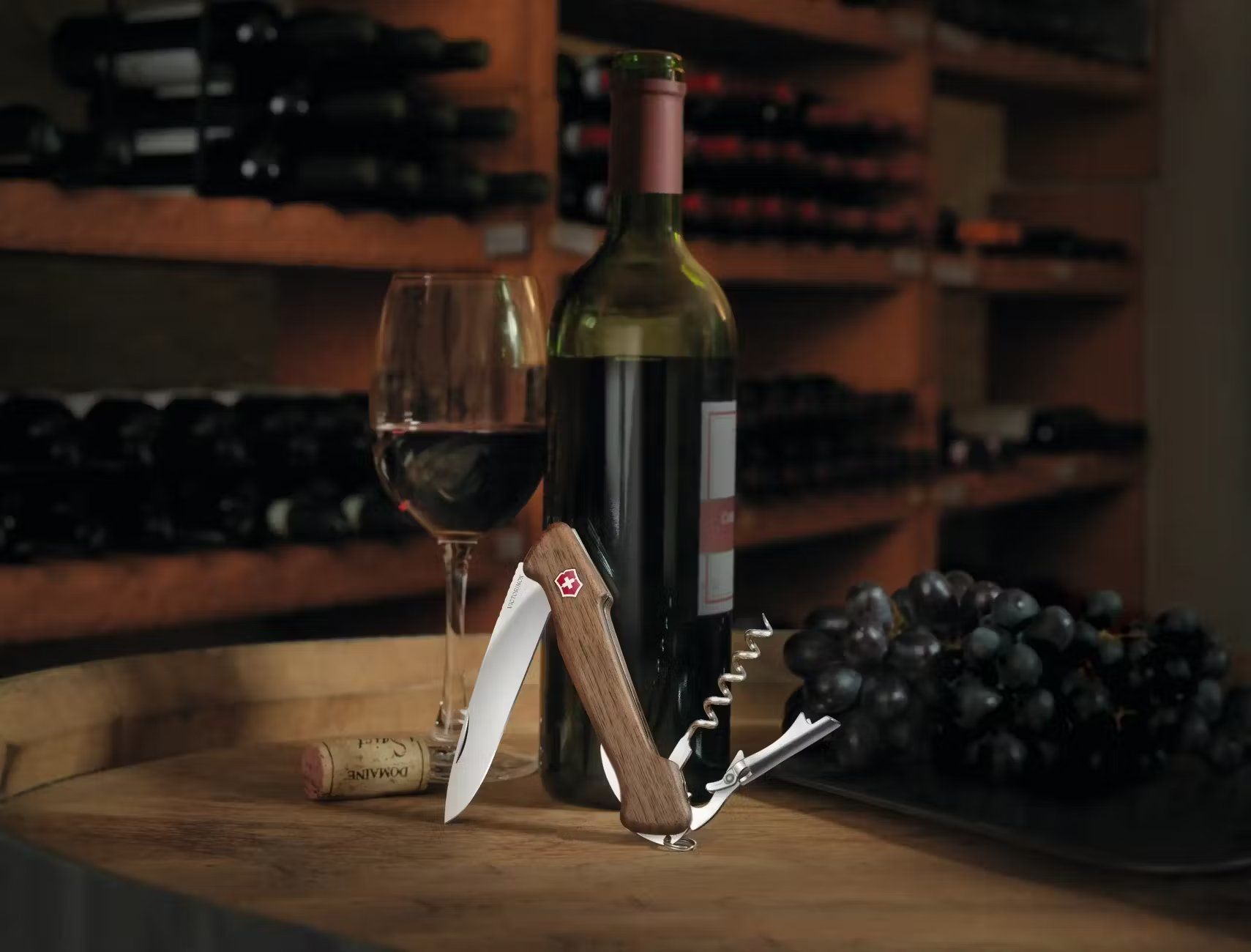 Victorinox Coltelli tascabile: Victorinox Wine Master Nussbaum Holz – Nuovo e nell'imballaggio originale da Jegenstorf venduto da Bracher_Store 4