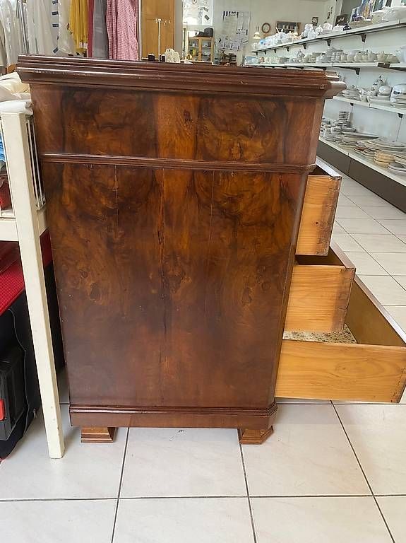 Commodes: Schöne Kommode aus dunklem Holz – D'occasion à Neuhausen am Rheinfall par galleria13 3