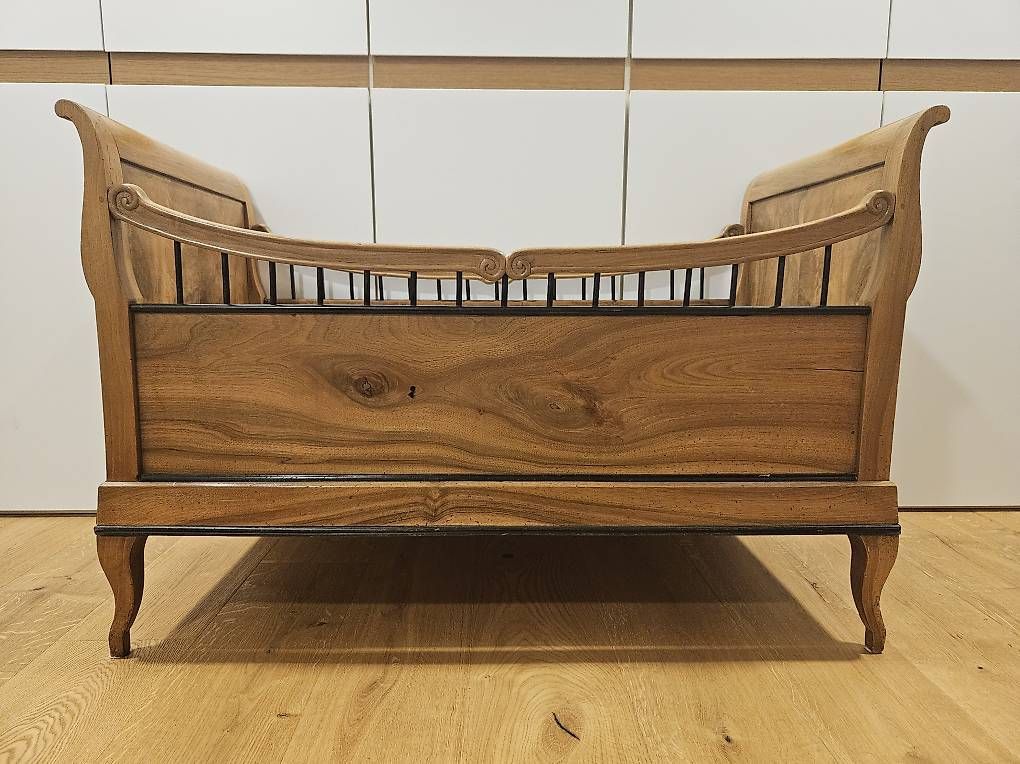 Lits: Wunderschönes antikes Babybett – D'occasion à Götighofen par nanita85