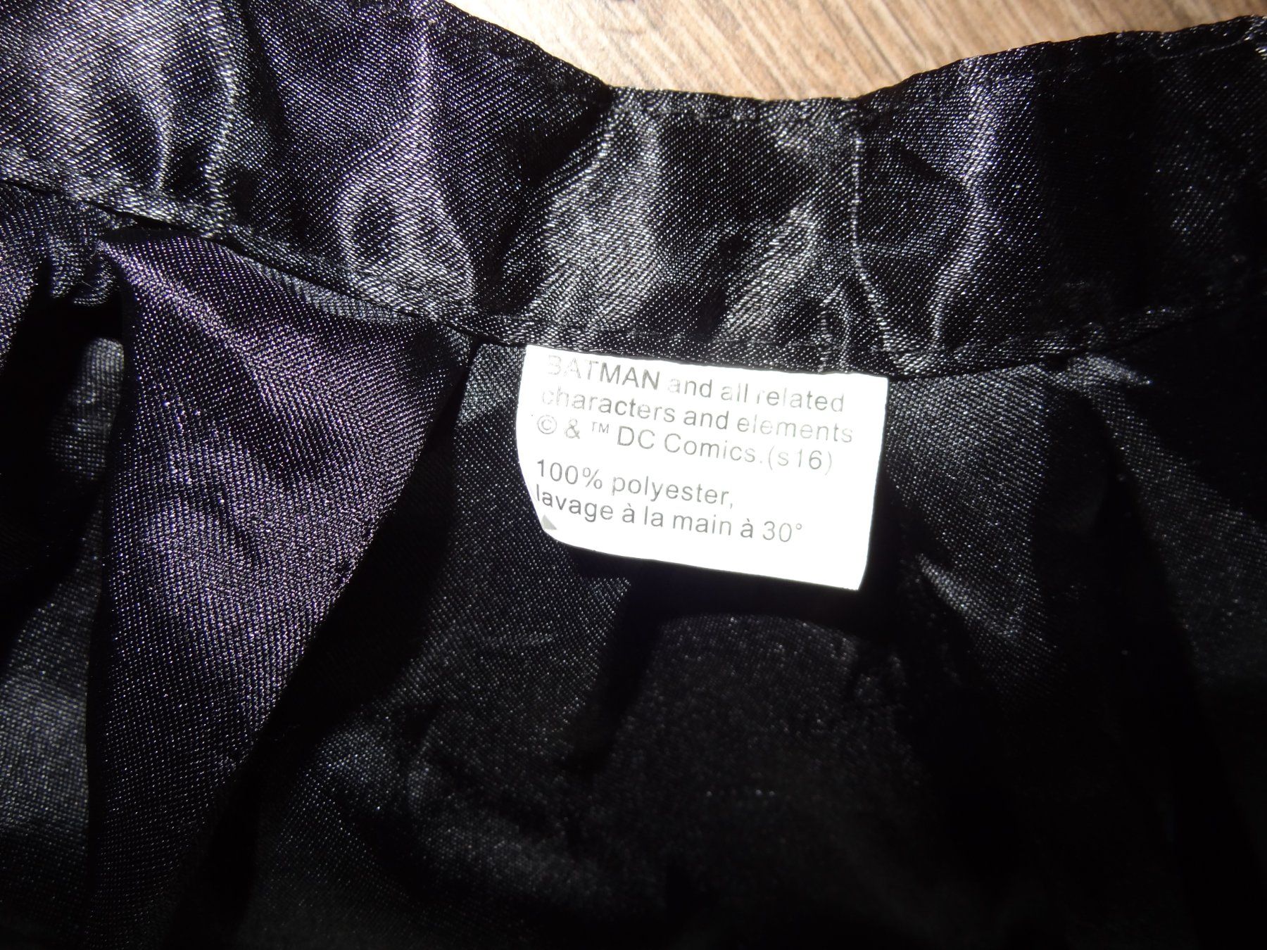 Costumi: Masque et cape de Batman enfant – Usato da Satigny venduto da salvatore73 5