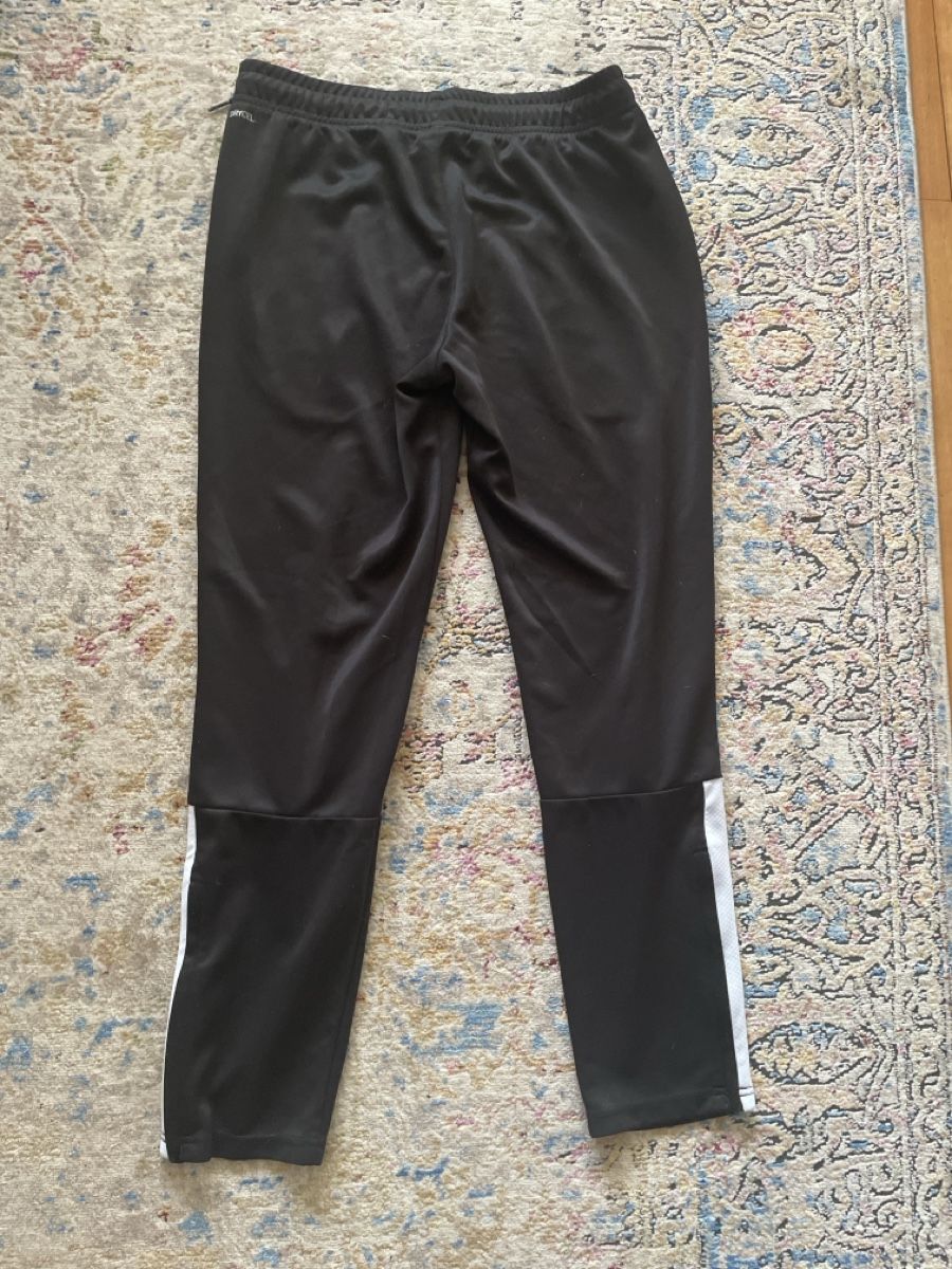 Puma Pantaloni: Fussball oder Trainerhose Grösse S – Usato da Wahlen b. Laufen venduto da Salome7 2