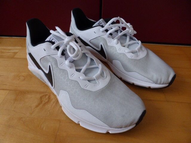 Nike Herrenschuhe: Nike Turnschuhe, Men, Gr. 44.5, neu – Neu (gemäss Beschreibung) aus Chur von Jacky17 1