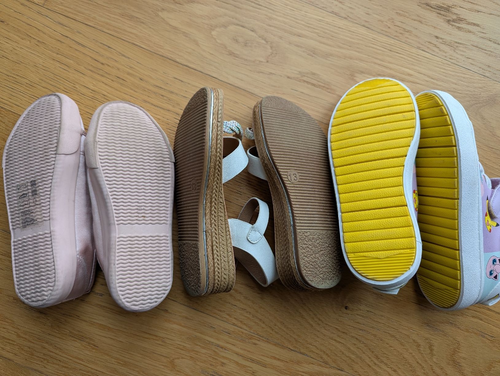 Chaussures filles: Schuhe Paket Grösse 29 - 30 – D'occasion à Wallisellen par Taurusit 1