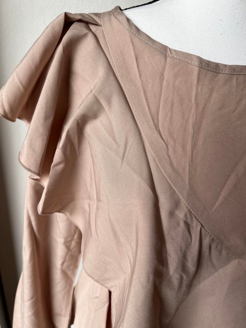 Chemisiers: Neue Bluse M – Neuf avec emballage d'origine à Riehen par edu_92w7 3