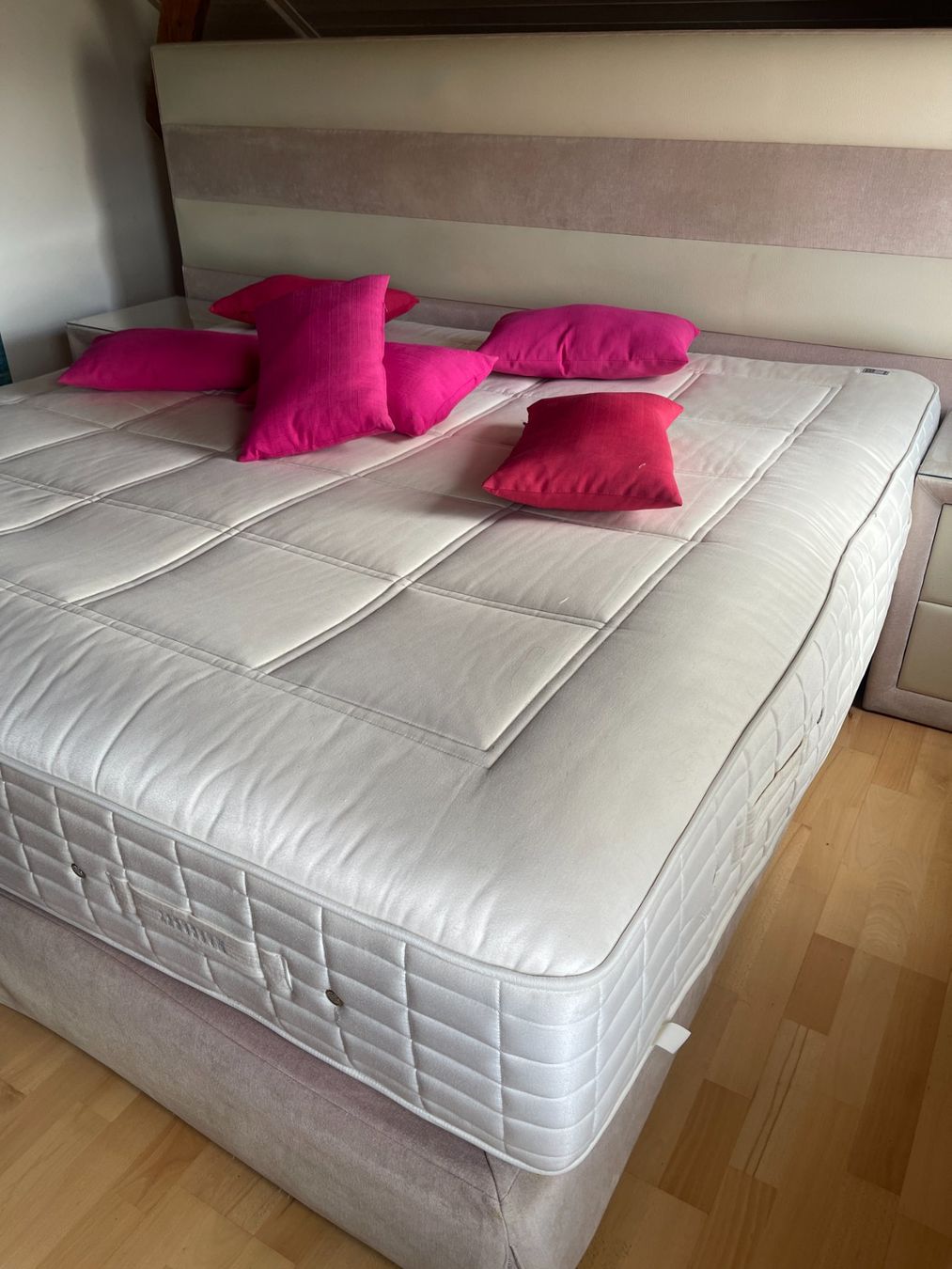 Letti: EXKLUSIVES DESIGN-BOXSPRINGBETT 2x2m – Usato da Siblingen venduto da Woltersdorf50 6