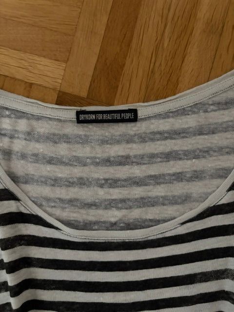 Drykorn T-shirt: "DRYKORN" T`Shirt Gr. M – Nuovo (secondo la descrizione) da Walenstadt venduto da ricamul 6