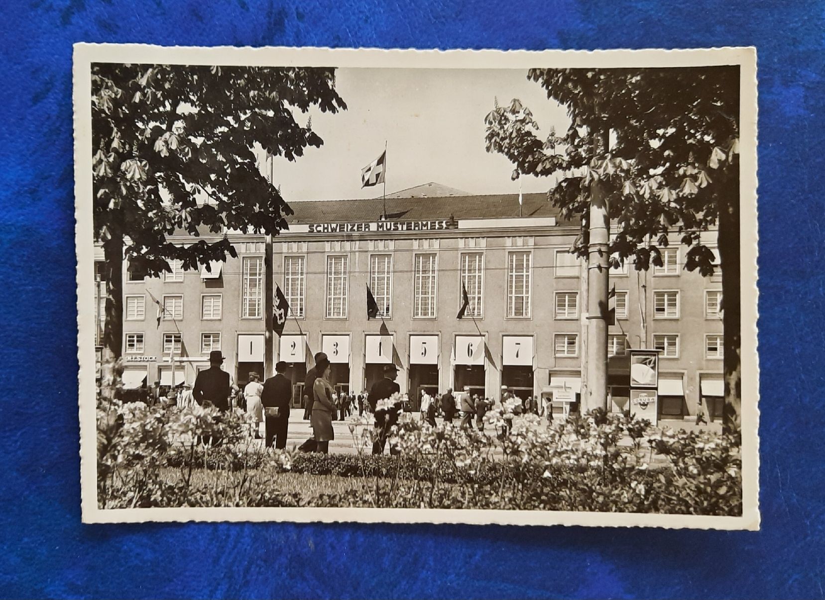 Cartoline postali: Ansichtskarte Basel, Mustermesse, gest.1953 – Usato da Marly venduto da neu-adlerauge65