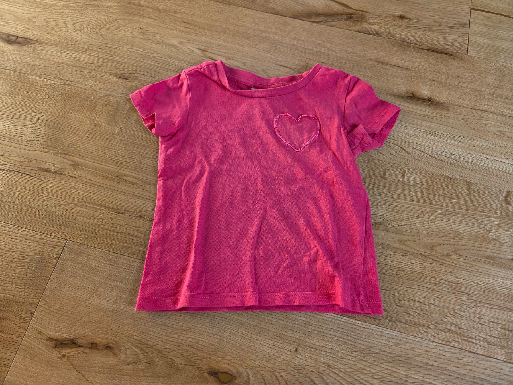 Hemden, Tops & T-Shirts: Baby T-Shirt Gr. 74 – Gebraucht aus Bremgarten AG von sabrownie